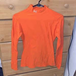 UNDER ARMOUR MEDIUM ORANGE LONG SLEEVE SHIRT